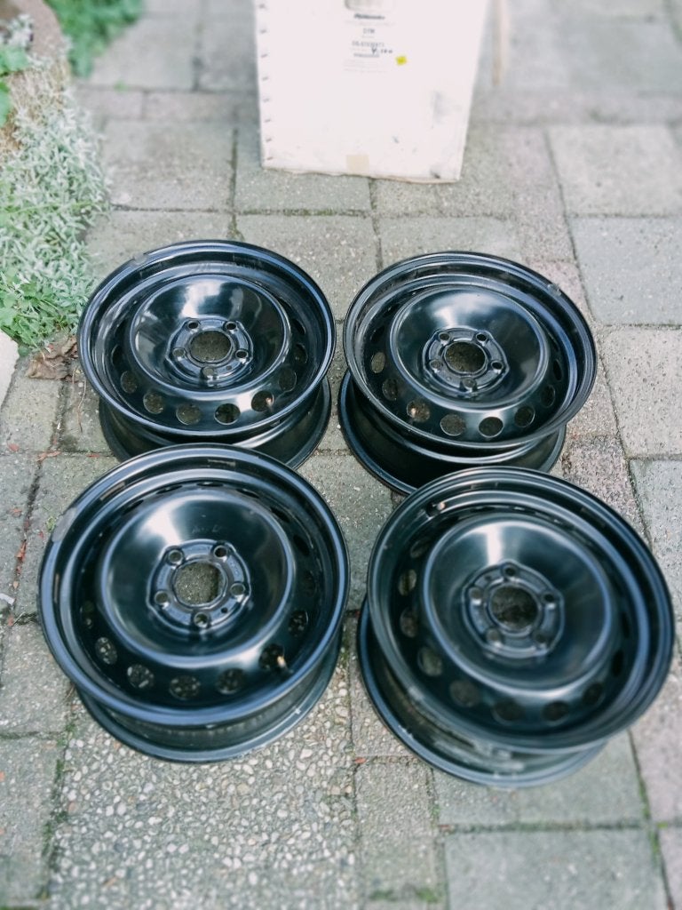 Volvo velgen 15 inch, 6½J, 5 x 108, plus setje LM 5 x 114,3, Ophalen, Overige, 15 inch, Velg(en)
