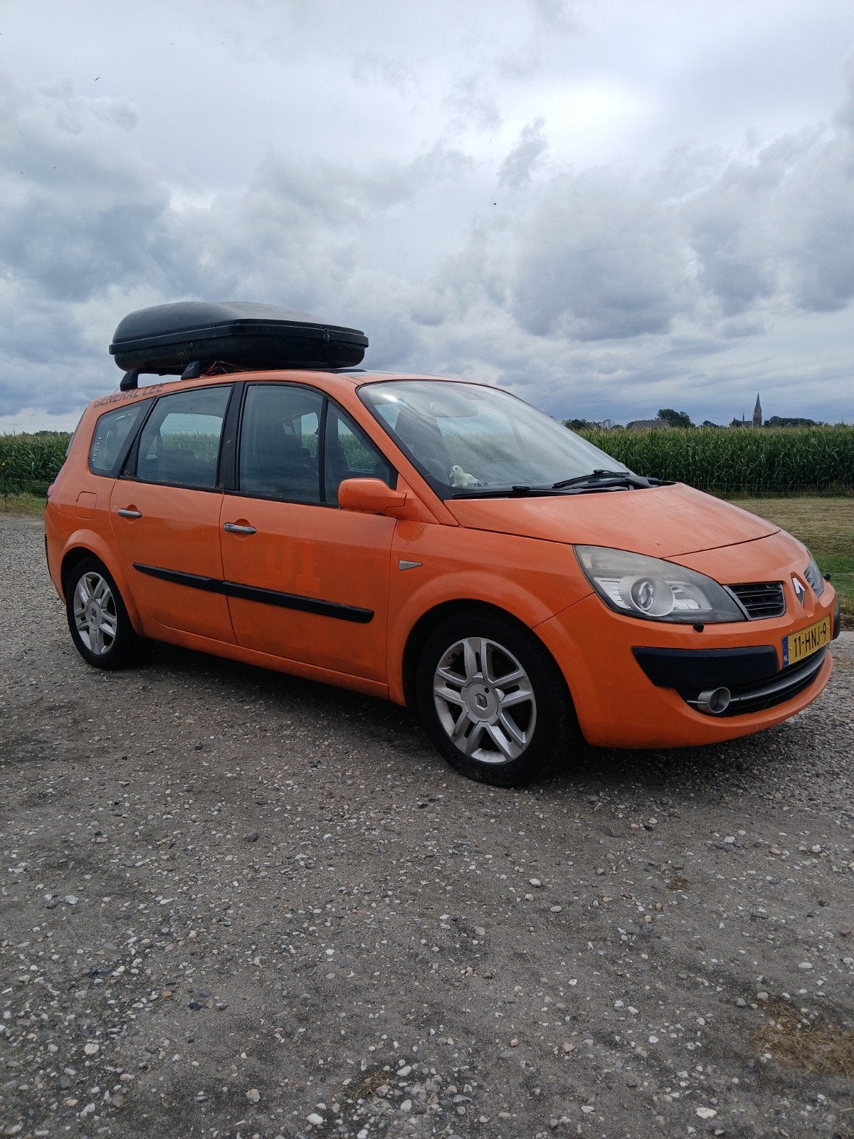 Renault Grand Scenic 2.0 16V megarun barrelchallenge, Auto's, Voorwielaandrijving, 1998 cc, 7 stoelen, Origineel Nederlands