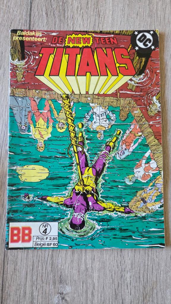 De New Teen Titans - Nummer 4, Eén stripboek, Ophalen of Verzenden, Gelezen