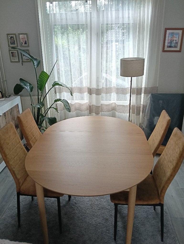 Eettafel + 4 Stoelen, Ophalen, 100 tot 150 cm, 200 cm of meer, Zo goed als nieuw