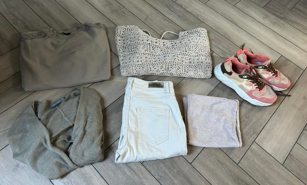 Nette kleding en Scotch & Soda schoenen maat 39, Ophalen of Verzenden, Zo goed als nieuw