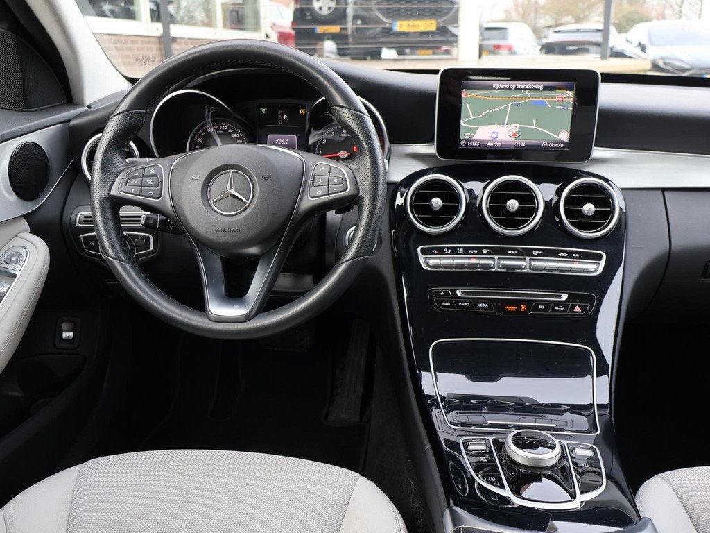 Mercedes-Benz C-klasse Estate 180 AUT. *85.348 km* + TREKHAA, Auto's, Automaat, Euro 6, Blauw, C-Klasse