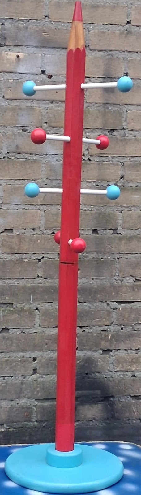Kapstok. Decoratieve kinderkapstok. Potlood.  112 cm., 100 tot 150 cm, Zo goed als nieuw, Hout, Ophalen