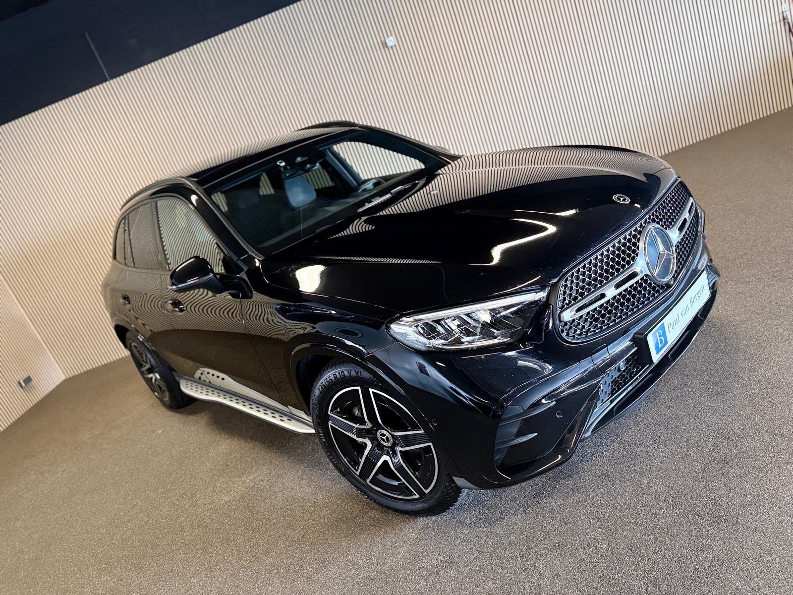 Mercedes-Benz GLC 200 4-Matic AMG STYLING-PANORAMADAK-TREKHA, Auto's, Gebruikt, 4 cilinders, Zwart, Vierwielaandrijving