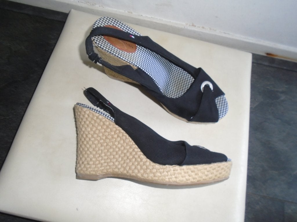 Tommy Hilfiger Sleehak Sandalen Schoenen maat 39 ZGAN, Zo goed als nieuw, Schoenen met hoge hakken, Tommy Hilfiger, Verzenden