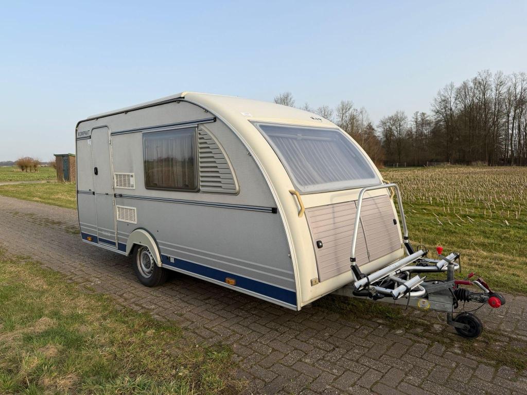 Kip Kompakt 37 EK, Caravans en Kamperen, Caravans, Kip, Tot en met 2, Bedrijf, Schokbreker