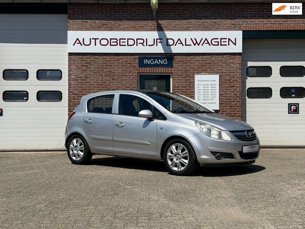 Opel Corsa 1.4-16V Enjoy, Voorwielaandrijving, Gebruikt, Zwart, 4 cilinders