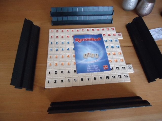 Rummikub ( Grote Uitvoering), Hobby en Vrije tijd, Gezelschapsspellen | Bordspellen, Een of twee spelers, Ophalen of Verzenden