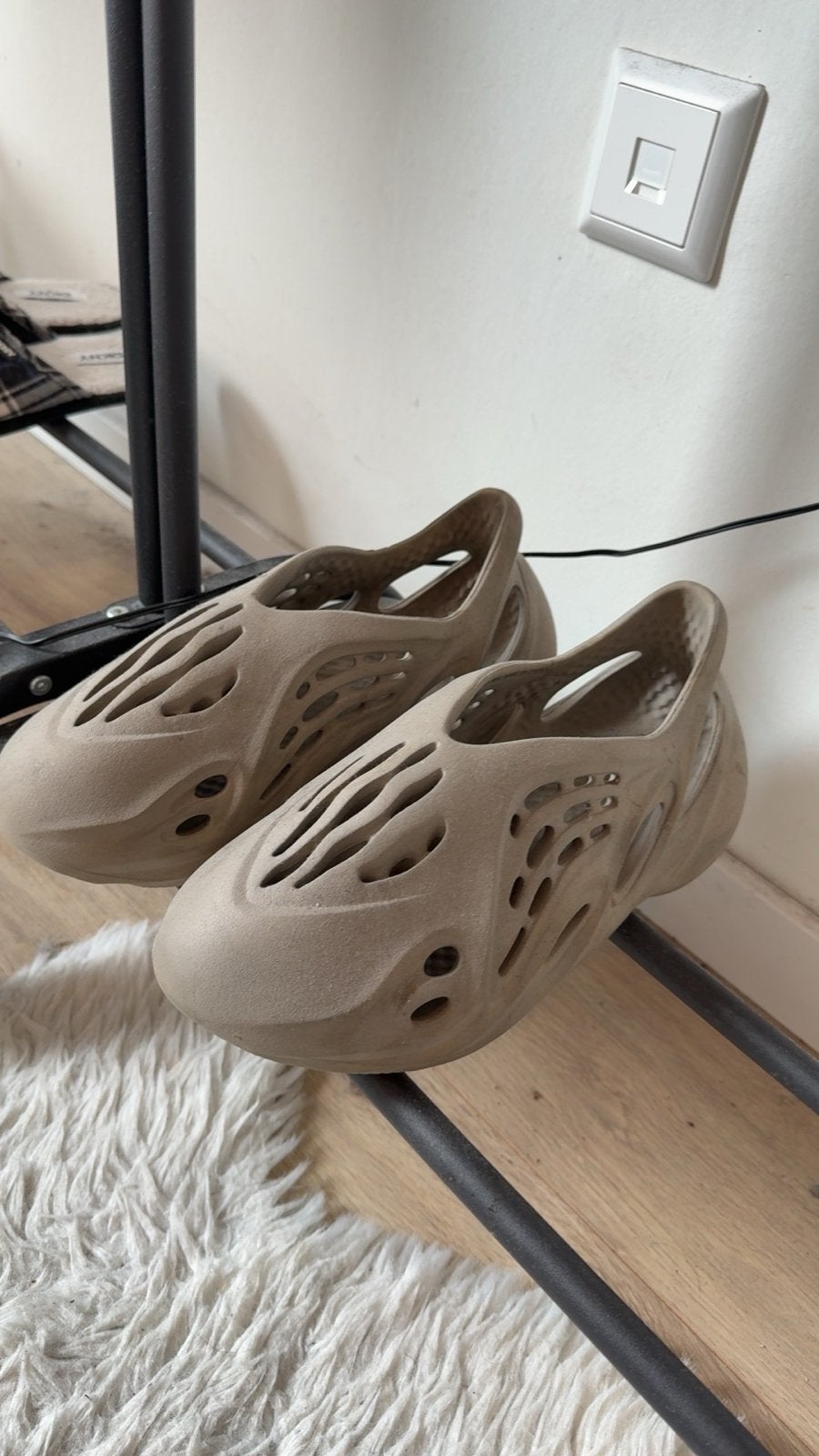 Yeezy Foam Runner - Maat 41, Ophalen, Gedragen, Beige, Slippers