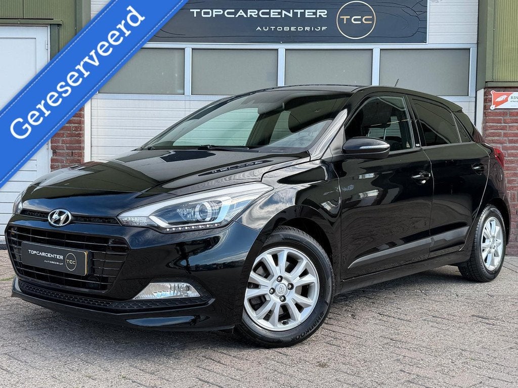 Hyundai i20 1.0 T-GDI Go!/AIRCO/PARKS/NAVI/CRUISE/APK/NAP, Auto's, Hyundai, Voorwielaandrijving, 450 kg, Euro 6, Lichtsensor