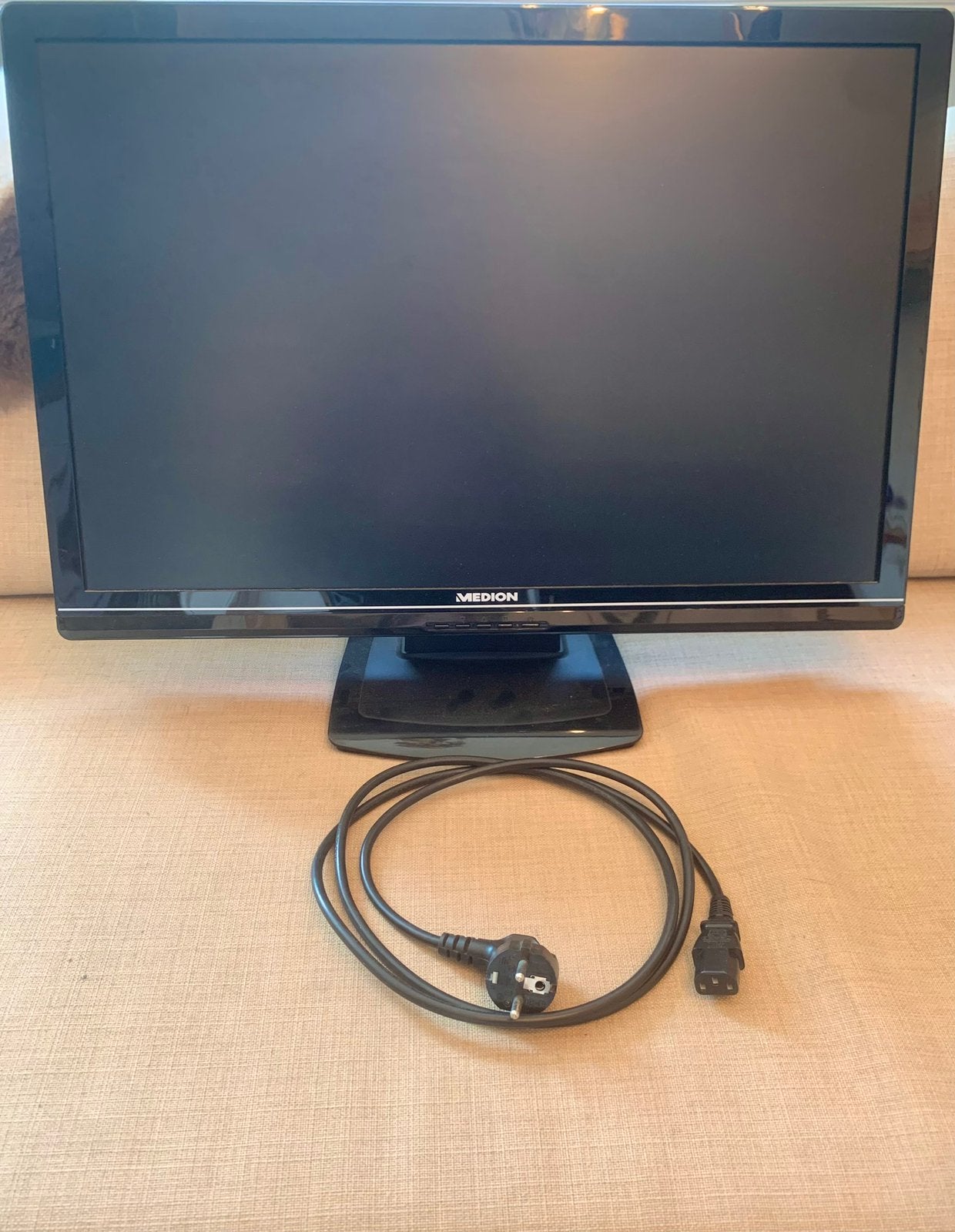 Medion MD 20094 computer, inclusief aansluiting kabel, Ophalen of Verzenden, Zo goed als nieuw