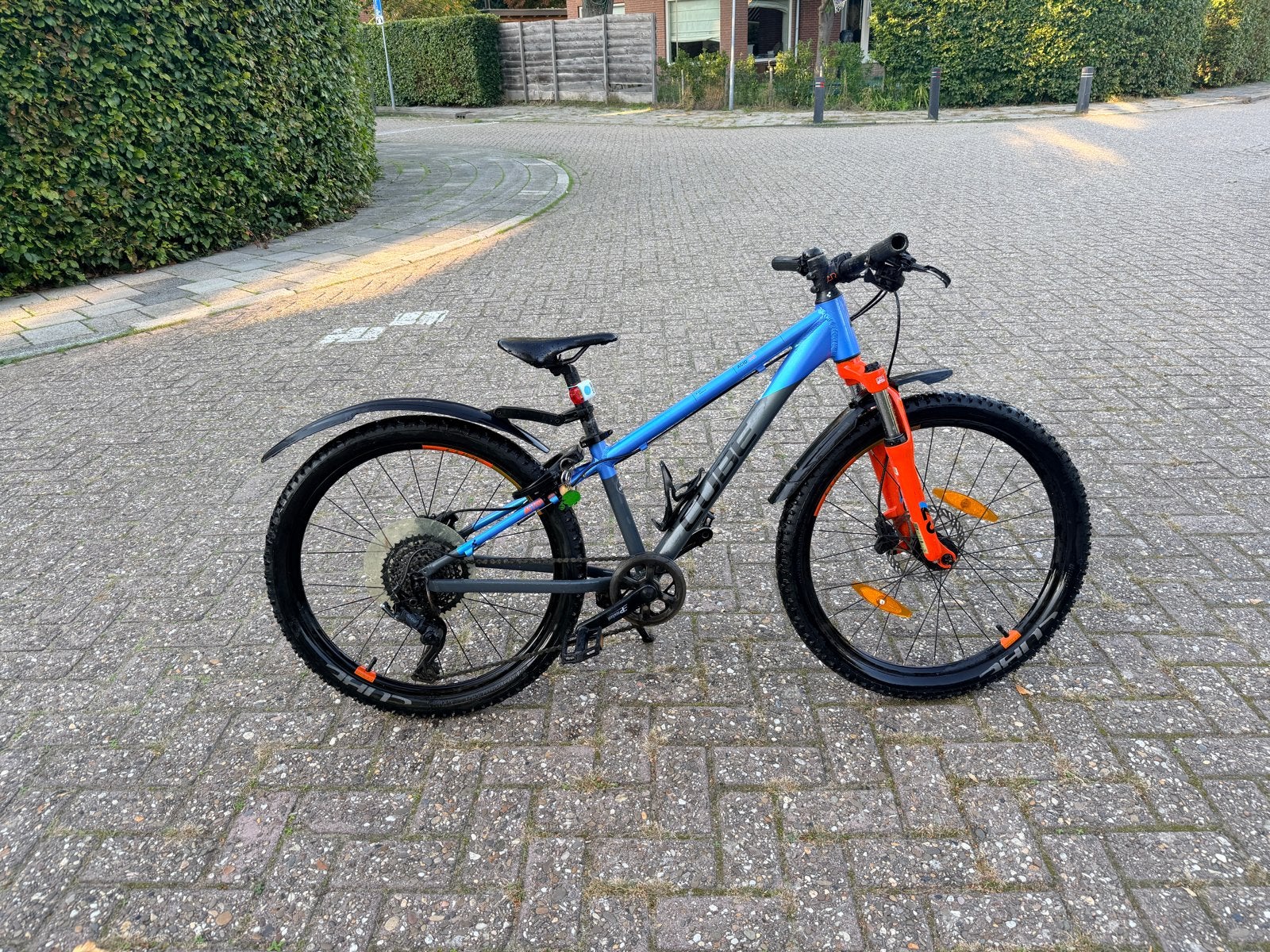Cube Acid 240 Disc Mountainbike team colour 24 inch