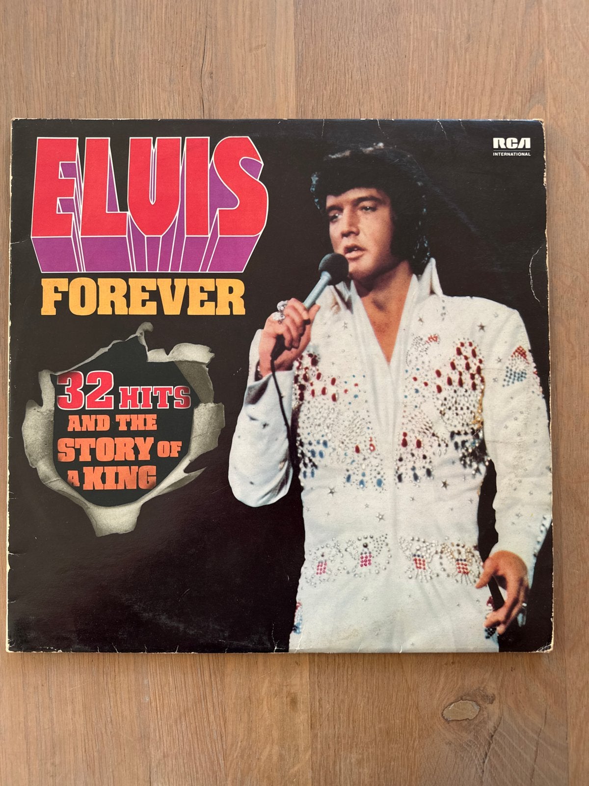 Elvis Forever - 32 Hits and the Story of a King (2 LP), Cd's en Dvd's, Gebruikt, Pop, Ophalen of Verzenden, 12 inch