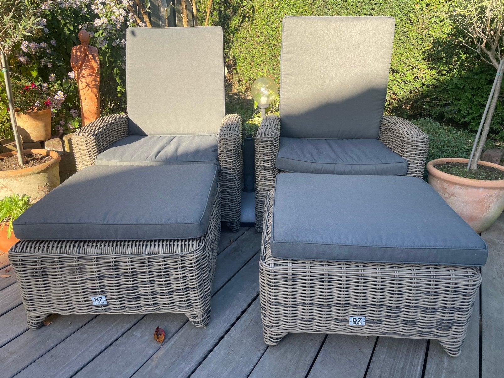 2 prachtige Kunstof Rieten Verstelbare Fauteuils met Kussens, Ophalen, Stoel