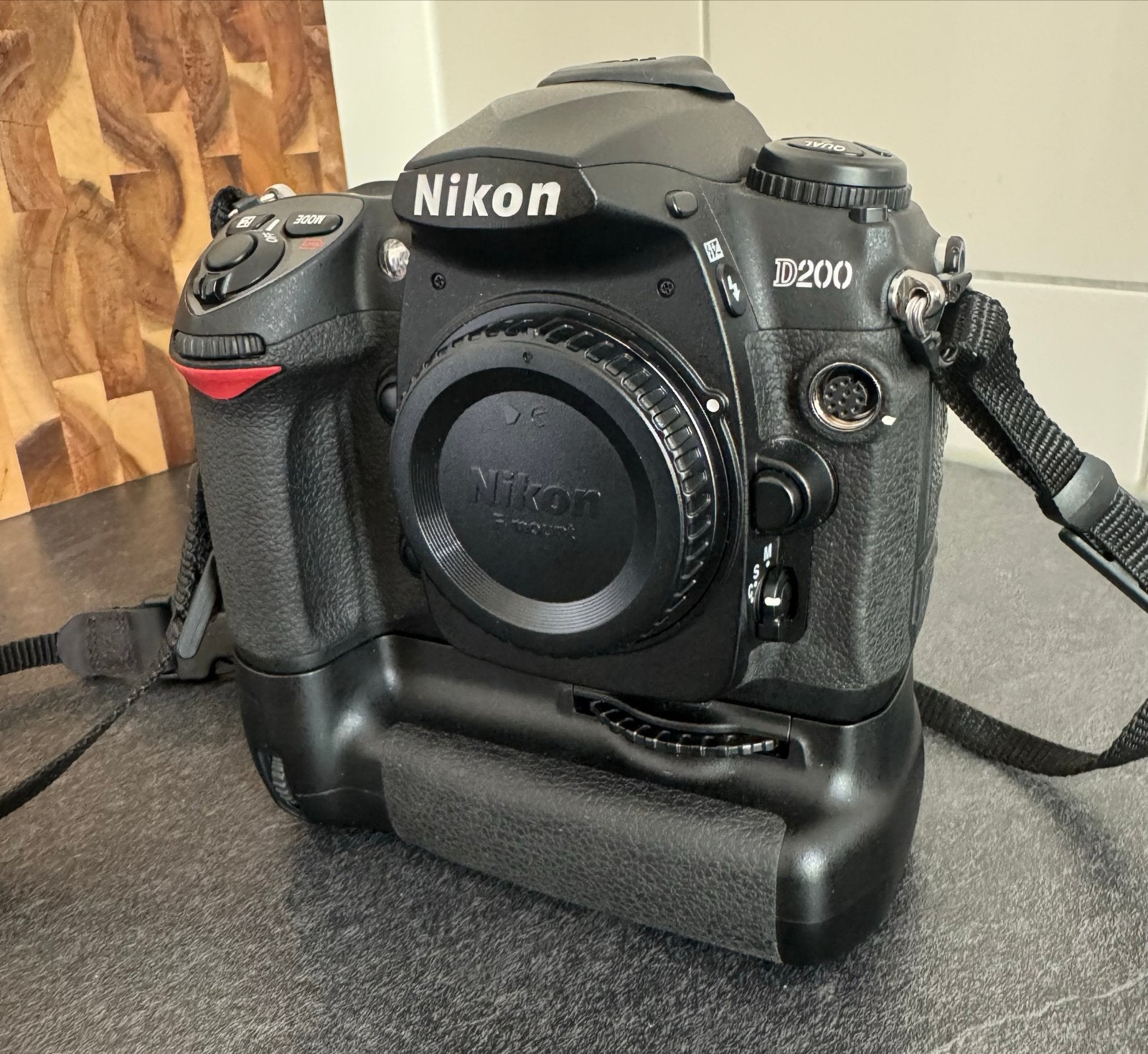 Nikon D200 Spiegelreflexcamera met accessoires, Spiegelreflex, 10 megapixels, Ophalen of Verzenden, Zo goed als nieuw