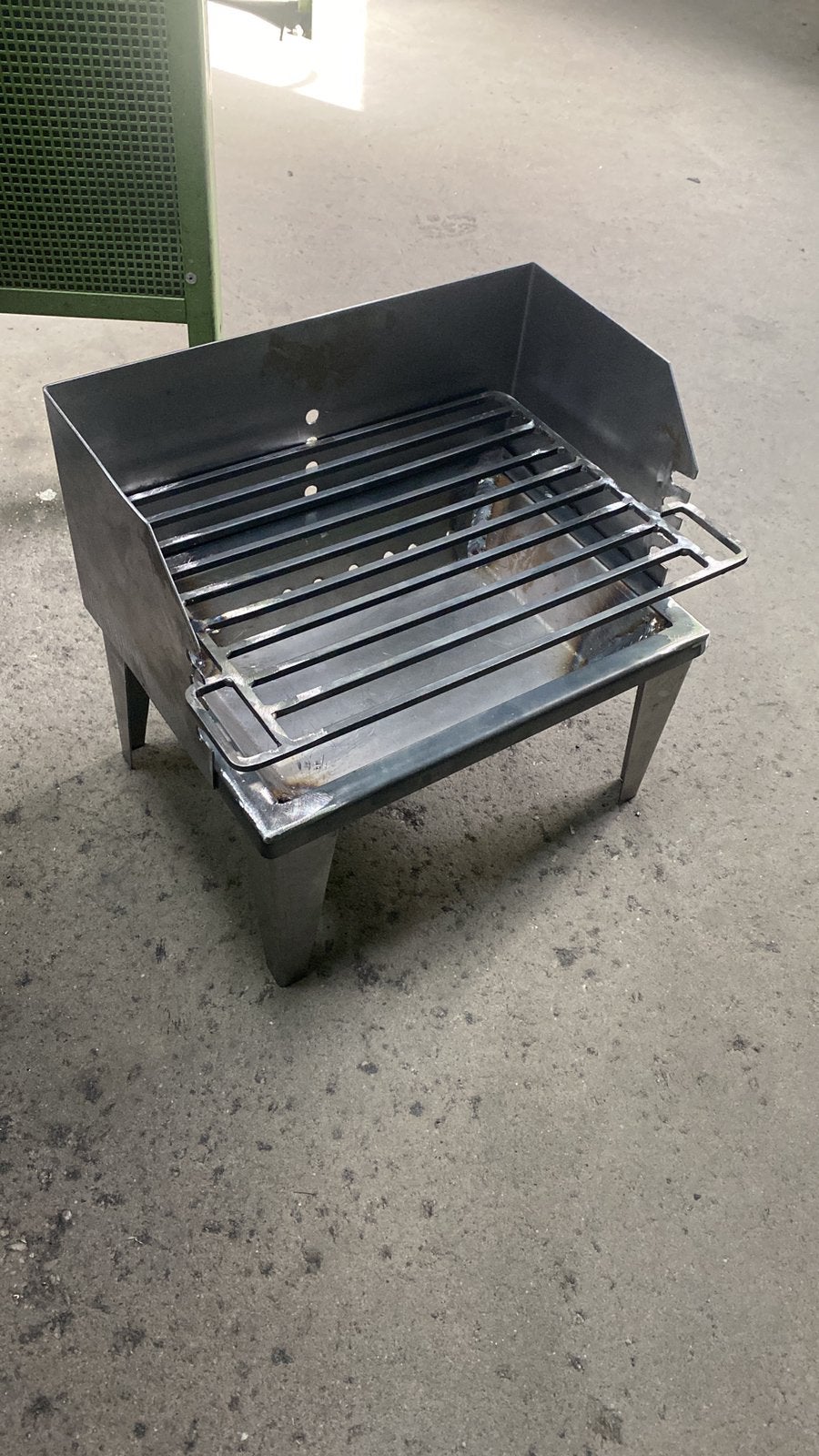 Mini bbq, Tuin en Terras, Ophalen, Zo goed als nieuw