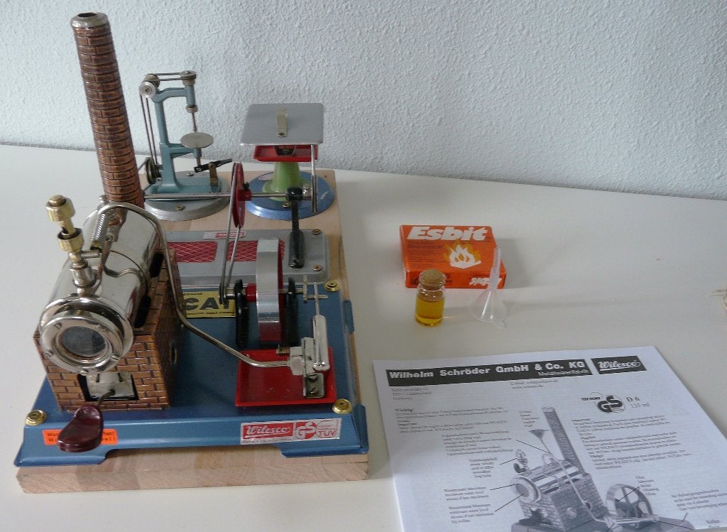 Wilesco D6 stoommachine met kleine werkplaats., Ophalen of Verzenden, Gebruikt, Groter dan 1:32