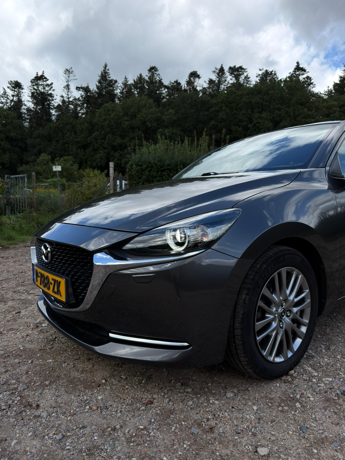 Foto 18 van Mazda 2 1.5 Skyactiv-G Luxury (Modeljaar 2022) – Topstaat