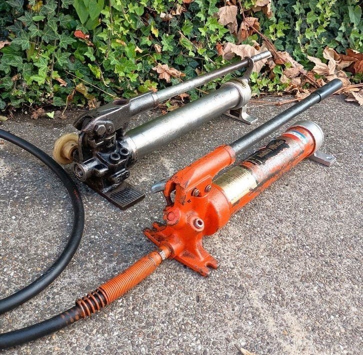 holmatro hydraulische handpomp HTS600 en HTW700 enerpac, Ophalen of Verzenden, Gebruikt