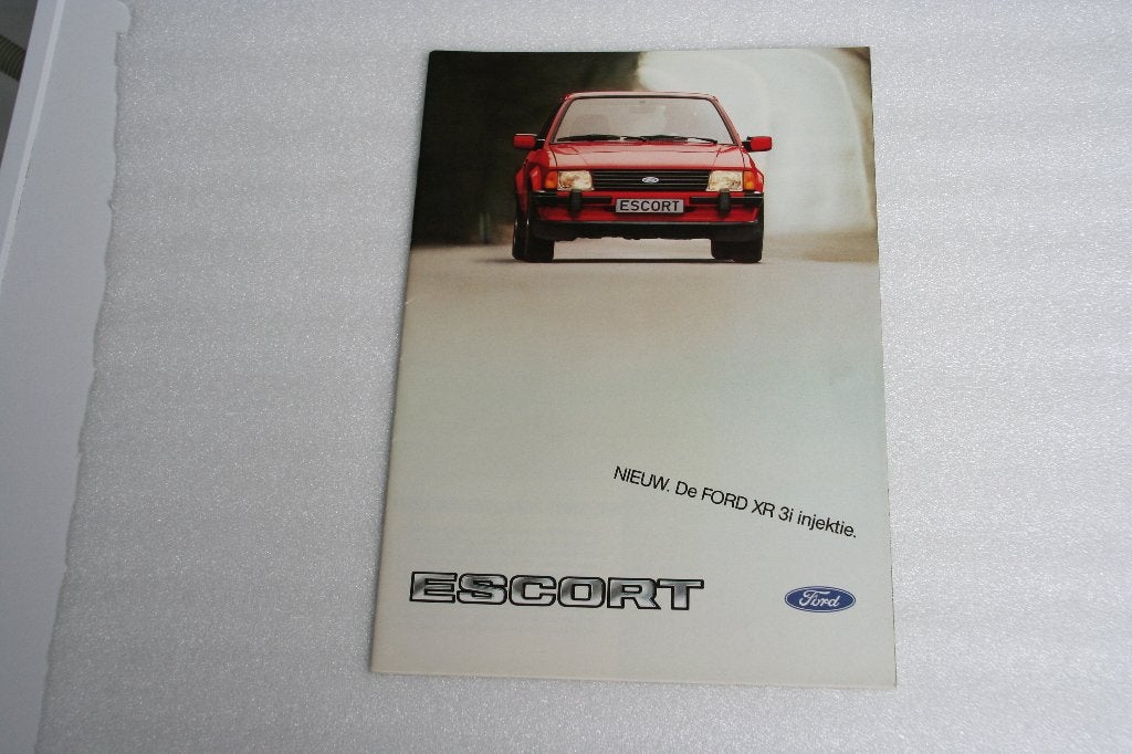 Folder Ford Escort + tech.gegevens + prijslijst (01-1983) 41, Ophalen of Verzenden, Nieuw, Ford