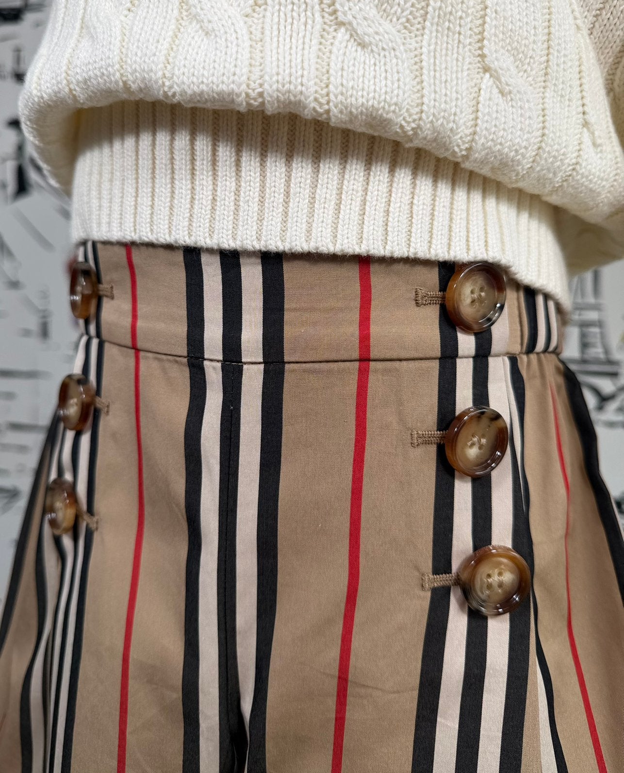 Burberry meisjes short broek maat 8, Broek, Burberry, Meisje, Customercare@burberry.com