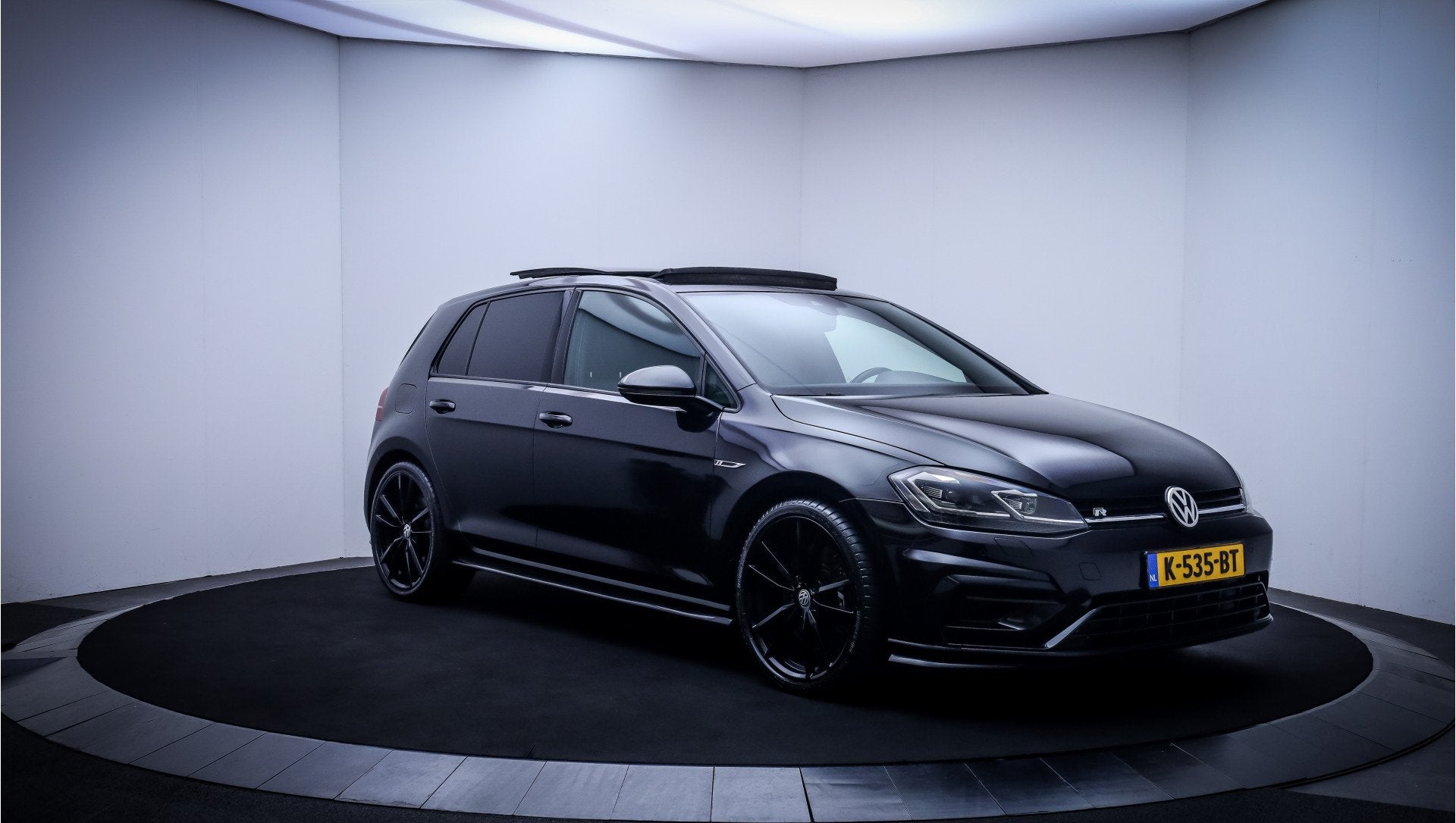 Volkswagen Golf 2.0 TSI 4Motion R PANO | FULL LEDER | CAMERA, Dealer onderhouden, Gebruikt, 4 cilinders, 1984 cc