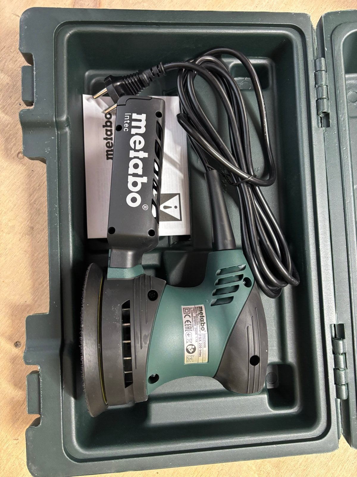 Nieuwe Metabo FSX 200 Intec handpalmschuurmachine, Doe-het-zelf en Verbouw, Gereedschap | Schuurmachines, Ophalen of Verzenden