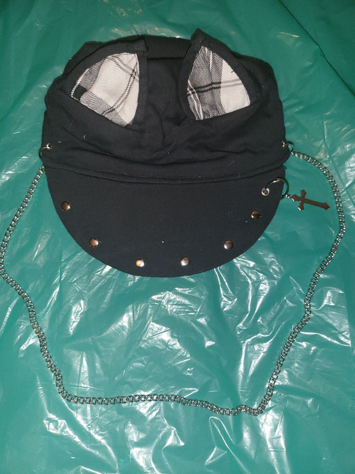 Zwarte pet met kattenoren en ketting - Gothic/Punk stijl, Verzenden, One size fits all, Gedragen, Pet
