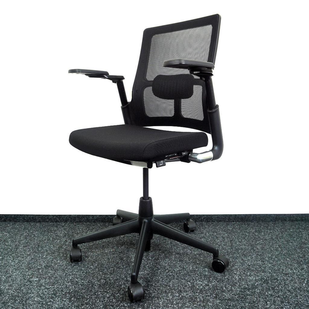 Ahrend 2020 Bureaustoelen Verta | Zwart | Zwart