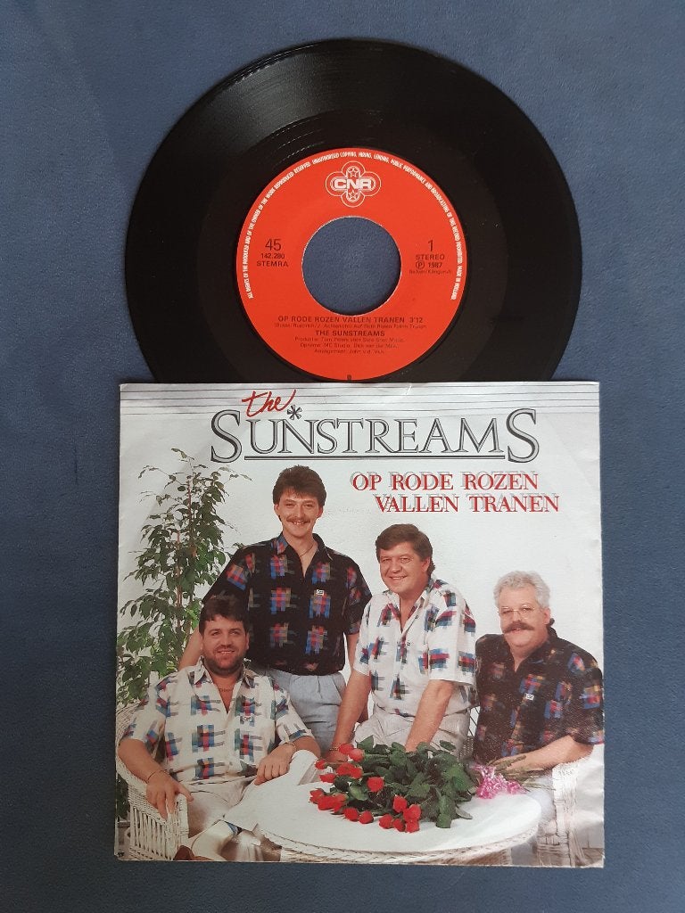 The Sunstreams – Op Rode Rozen Vallen Tranen VG+/VG+, Ophalen of Verzenden, Gebruikt, Nederlandstalig