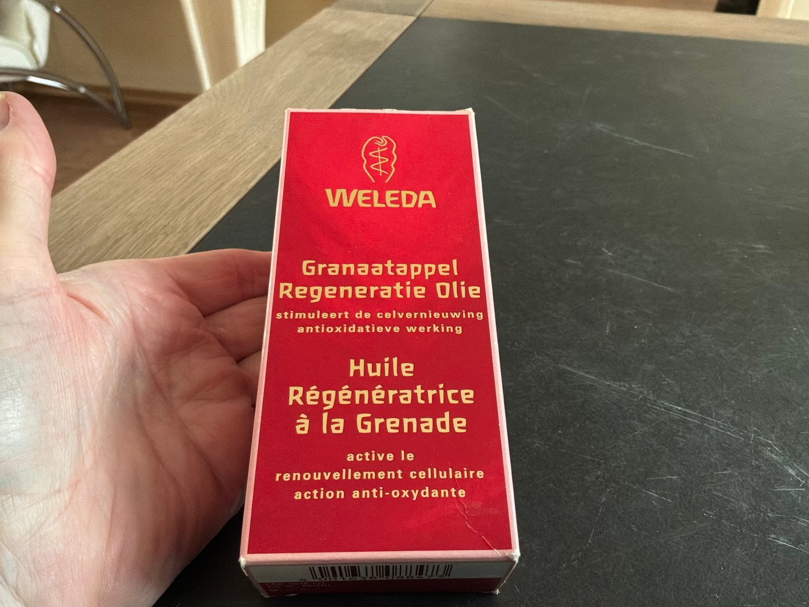 Weleda Granaatappel Regeneratie Olie - Nieuw in doos, Ophalen of Verzenden, Nieuw, Bodylotion, Crème of Olie