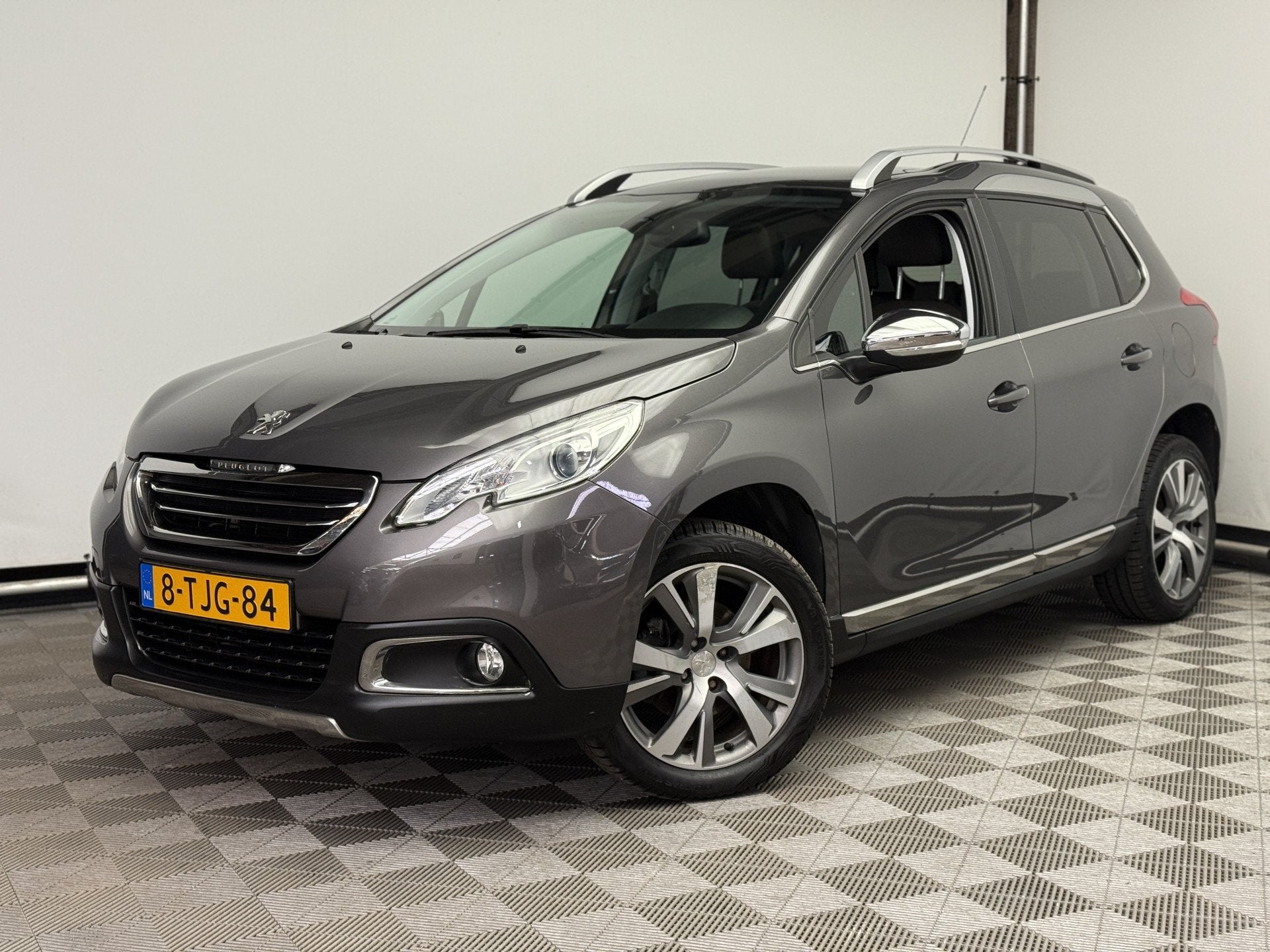 Peugeot 2008 1.6 VTi Féline Navi ECC NL Auto (bj 2014), Auto's, Voorwielaandrijving, Euro 5, Stof, Gebruikt