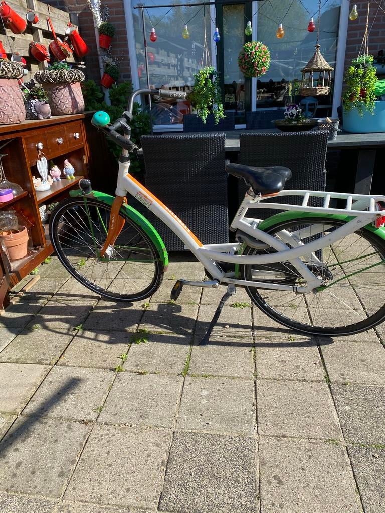 Postcodeloterij damesfiets (stationfiets), Fietsen en Brommers, Fietsen | Dames | Damesfietsen, Velgrem, Versnellingen, Ophalen