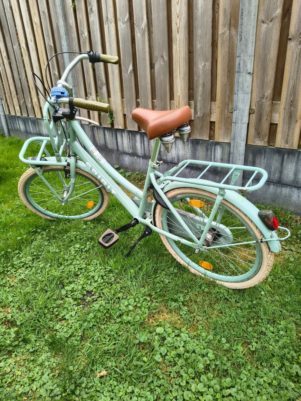 meisjesfiets 22 inch  in gebruikte staat, Fietsen en Brommers, Fietsen | Dames | Damesfietsen, Terugtraprem, Gebruikt, Versnellingen