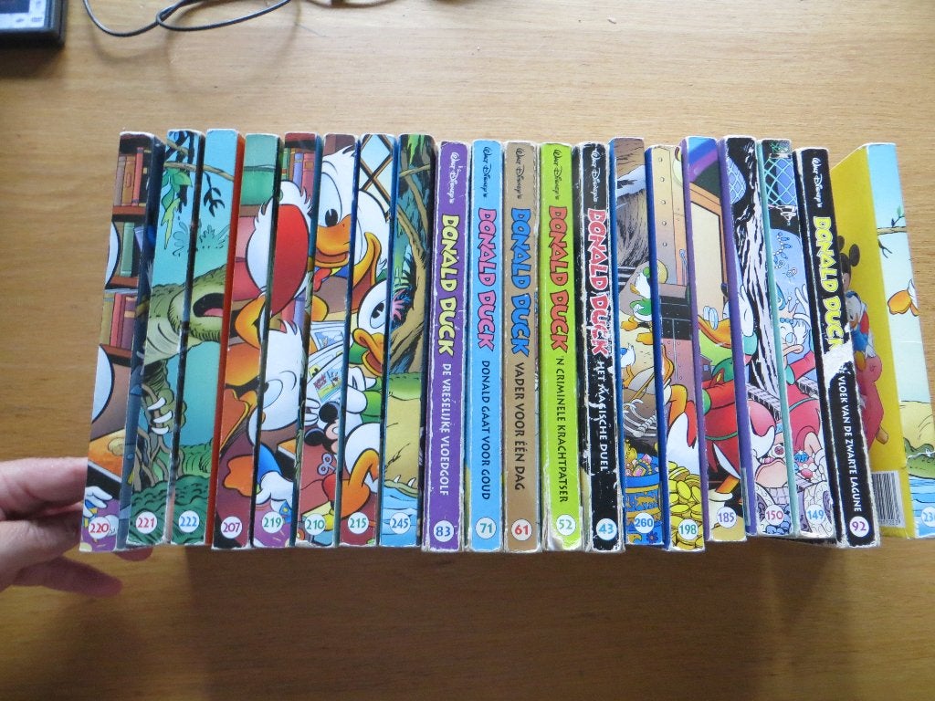 Donald Duck pockets, Boeken, Gelezen, Walt Disney, Ophalen of Verzenden, Meerdere stripboeken