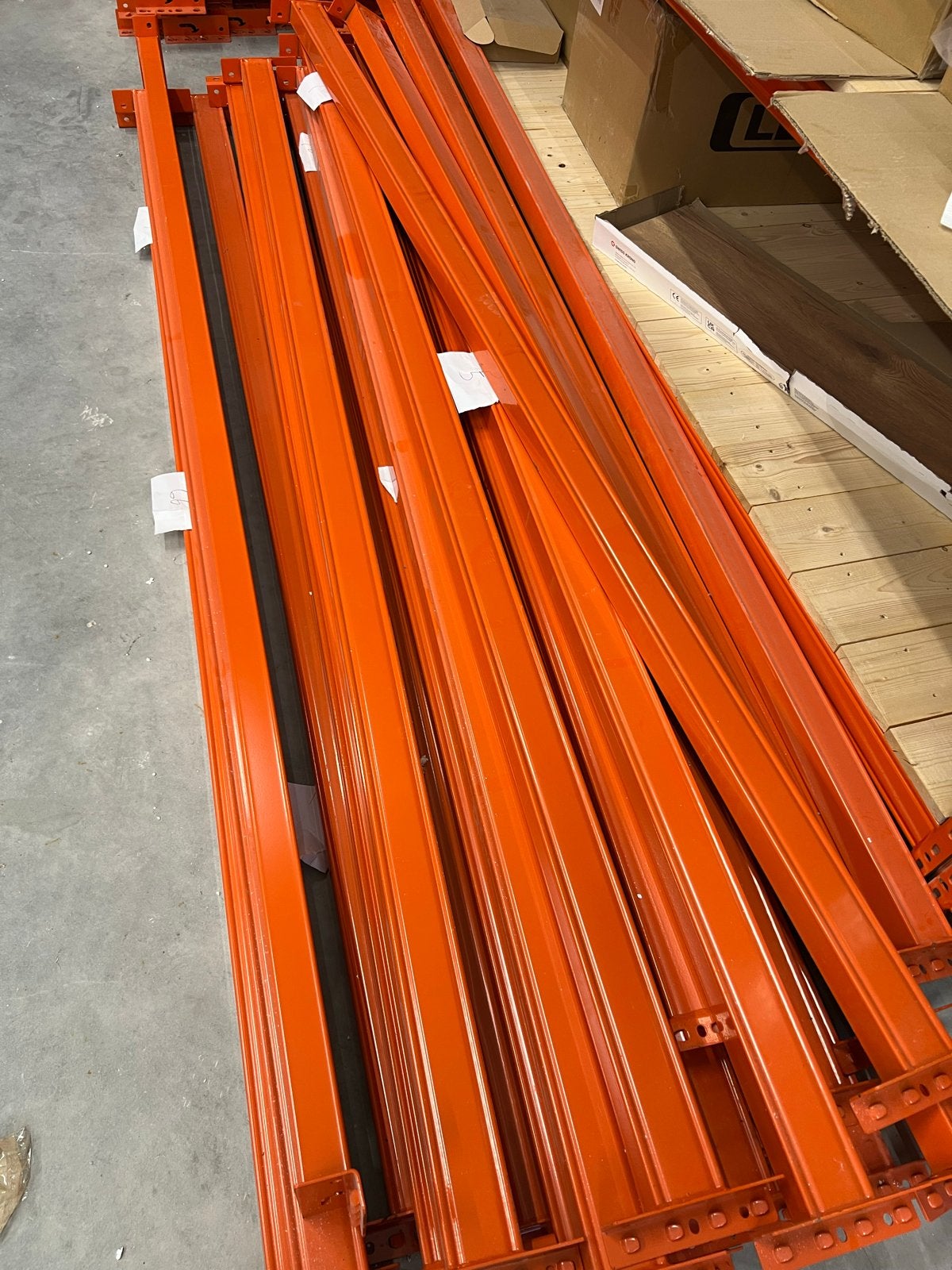 palletstelling liggers— magazijnstelling, Ophalen