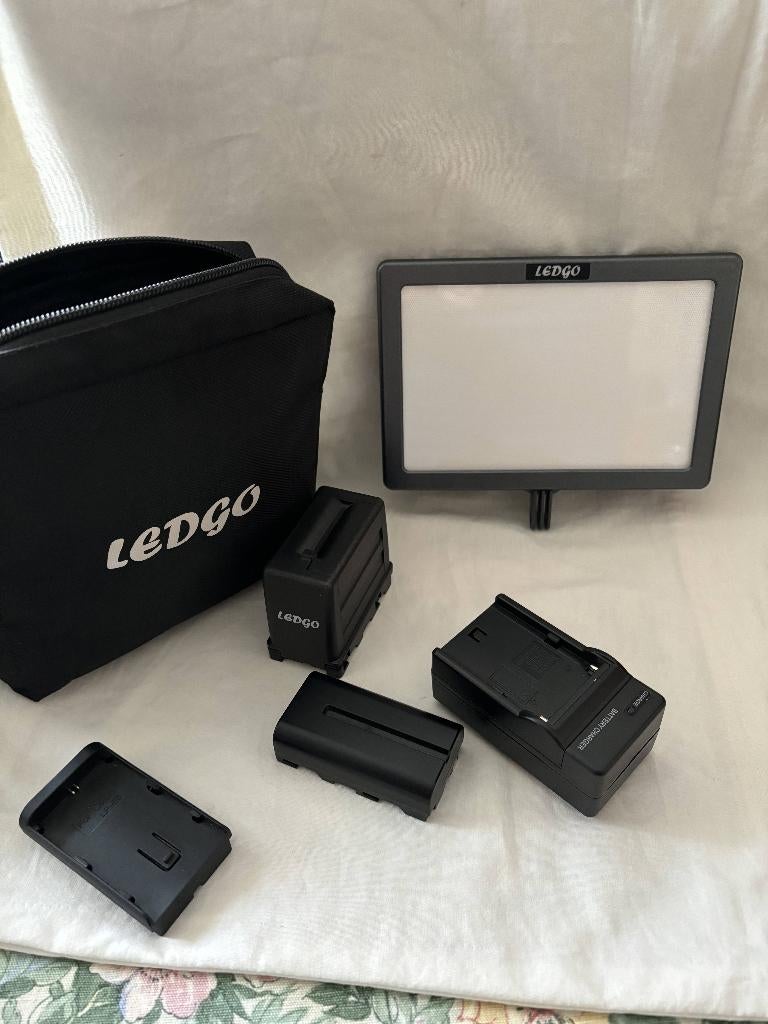 ledgo foto/video lamp LG-E 116C, Ophalen of Verzenden, Zo goed als nieuw