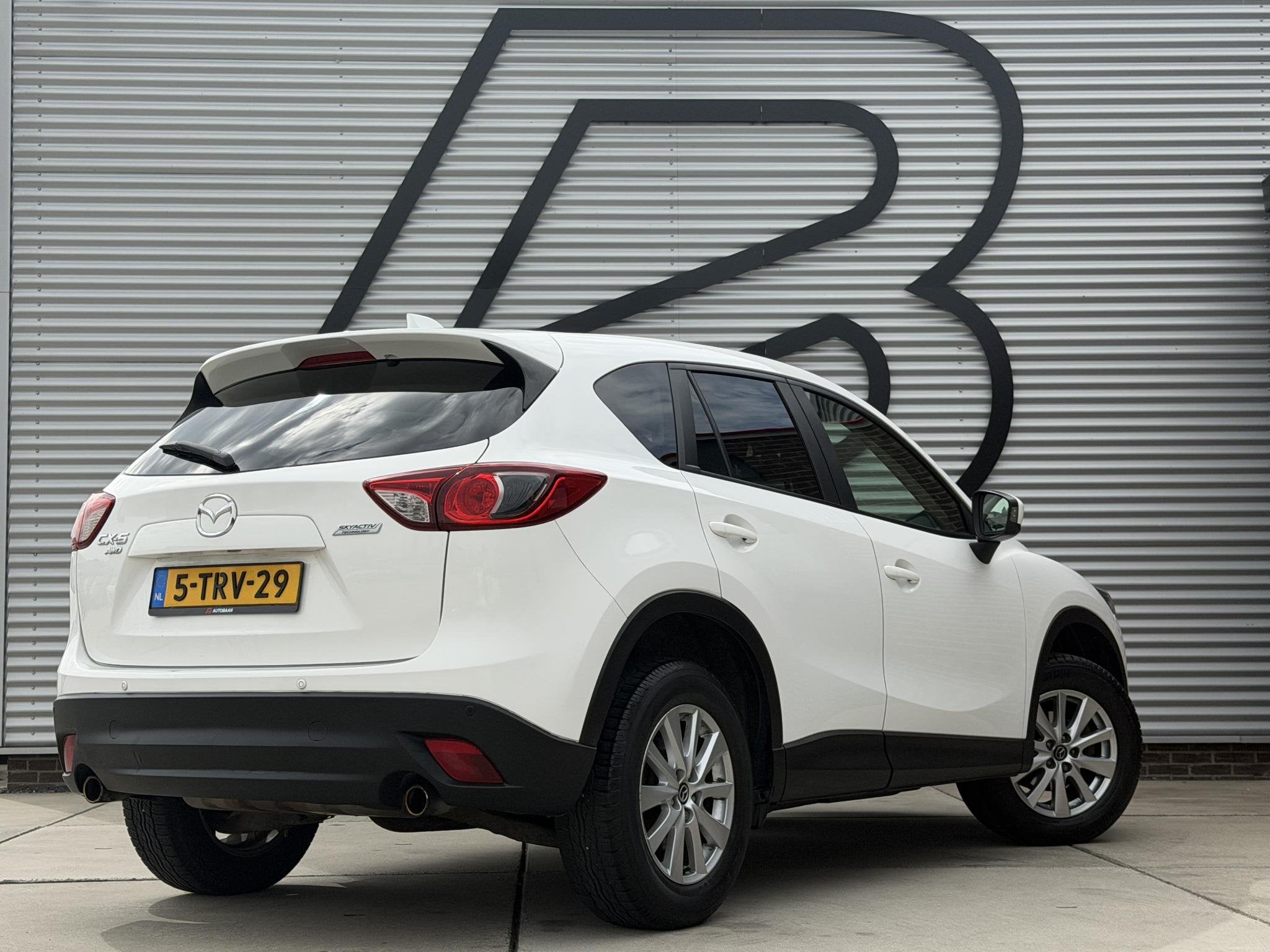 Foto 3 van Mazda CX-5 2.0 Skylease+ 4WD 2e Eigenaar|Navi|PDC V+A|Clima|