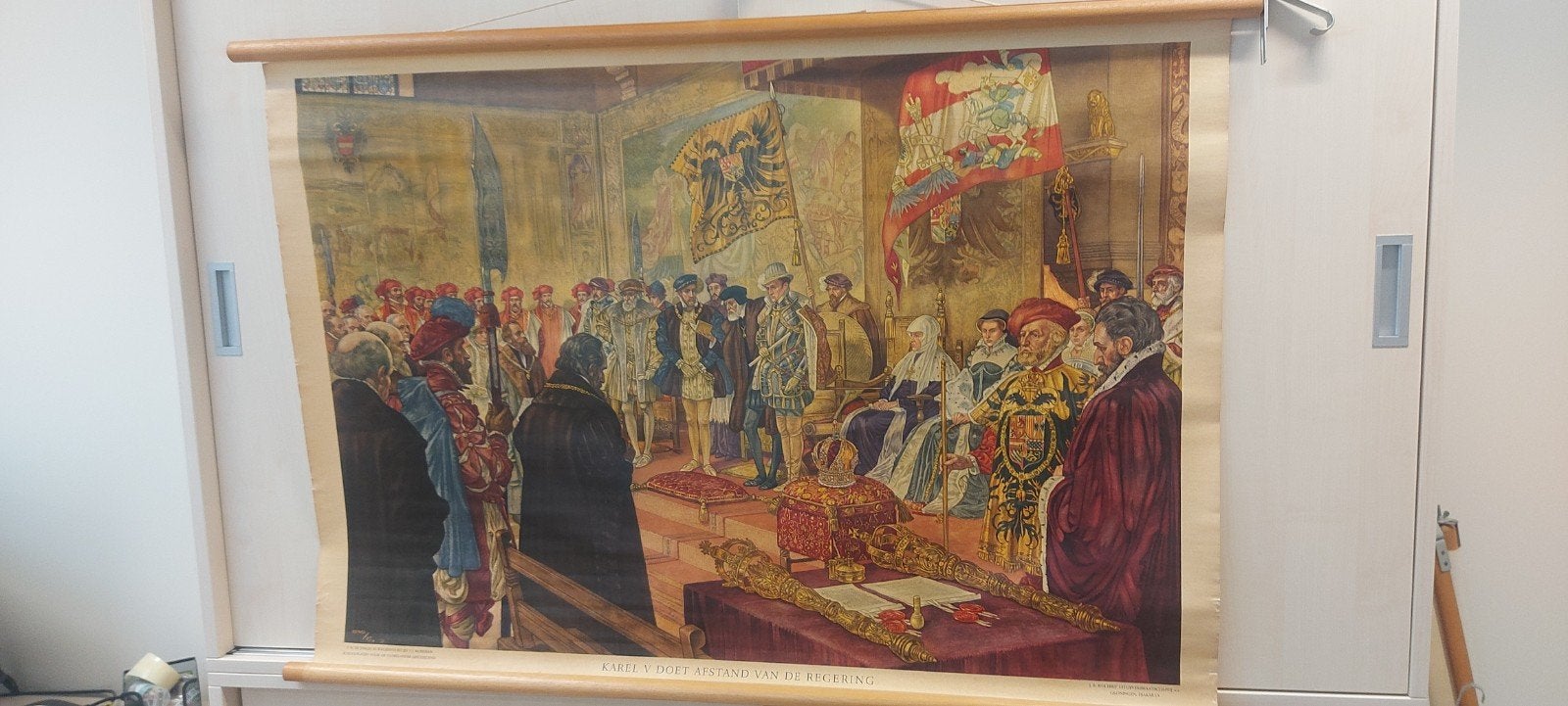 Schoolplaat "Karel de V doet afstand van de regering"

Geld, Ophalen of Verzenden, Geschiedenis