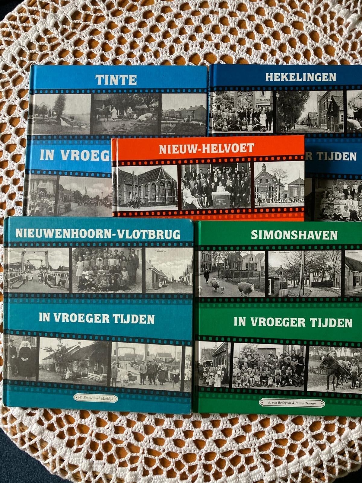 Regionale boeken Hellevoetsluis en omstreken, Ophalen of Verzenden, Gelezen, Zuid-Holland
