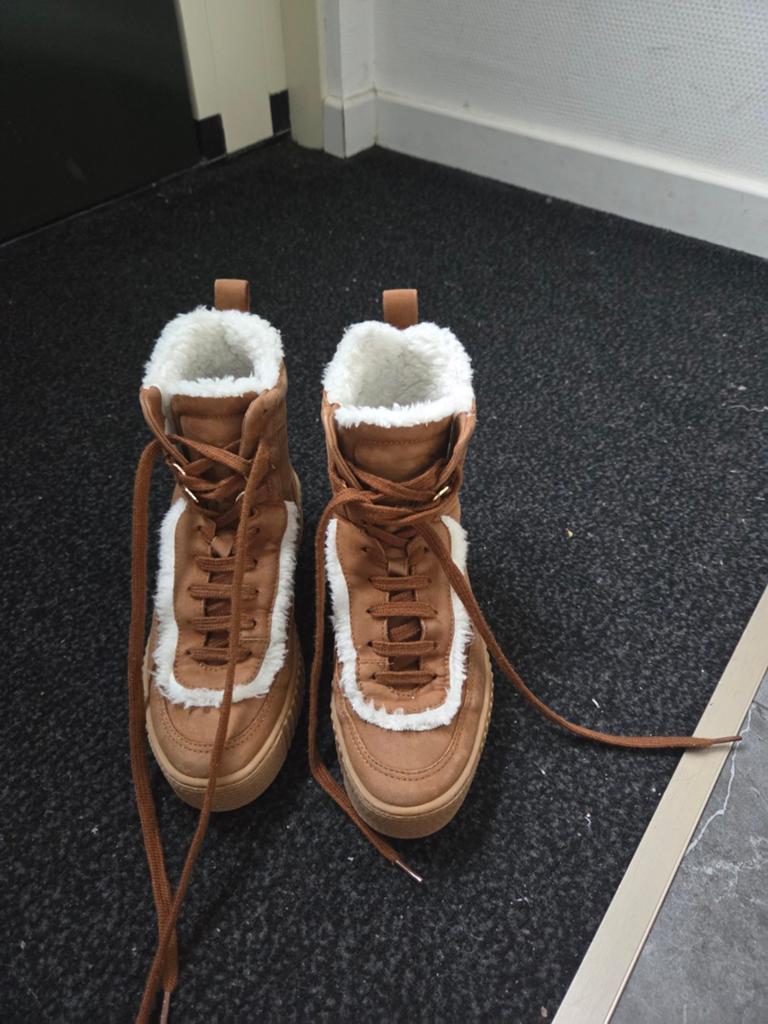 Tommy Hilfiger Essential Lace Up boots maat 37, Bruin, Snowboots, Nieuw, Ophalen of Verzenden