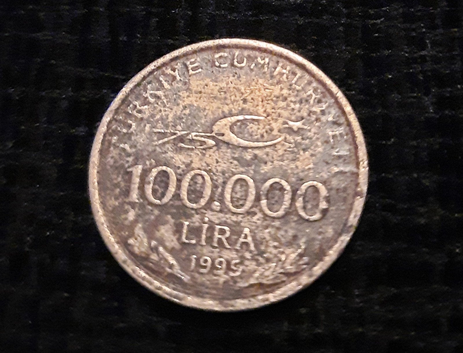 Ouderwetse Turkse 100.000 Lira munt uit 1995, Ophalen of Verzenden, Midden-Oosten, Losse munt