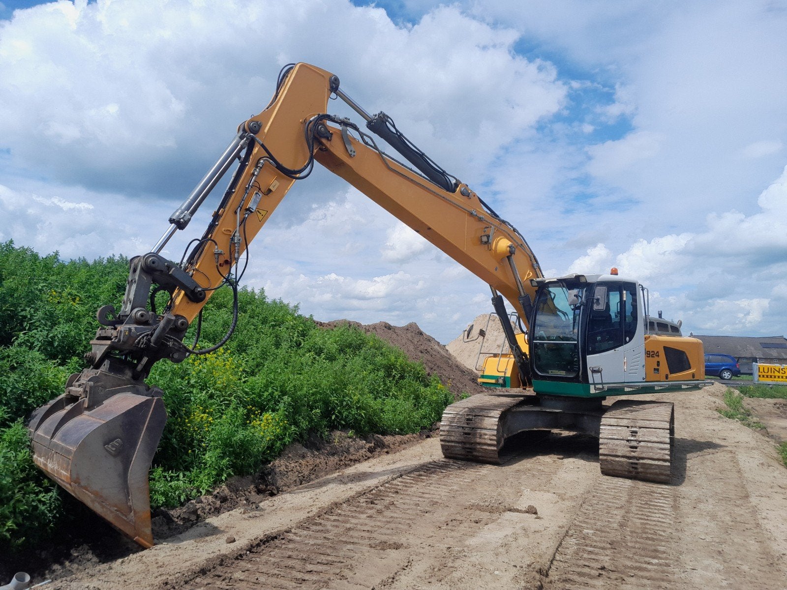 Liebherr r924, Ophalen, Graafmachine