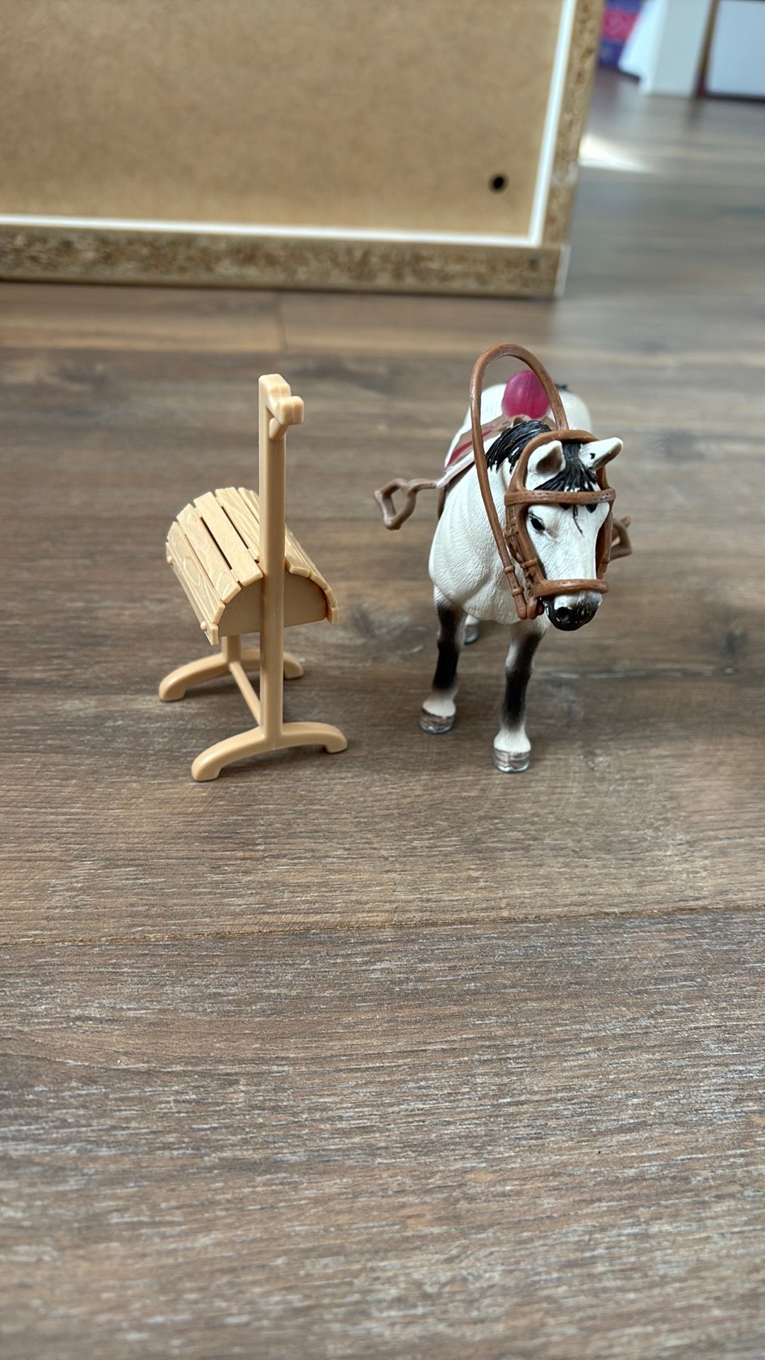 Paard, Ophalen, Zo goed als nieuw
