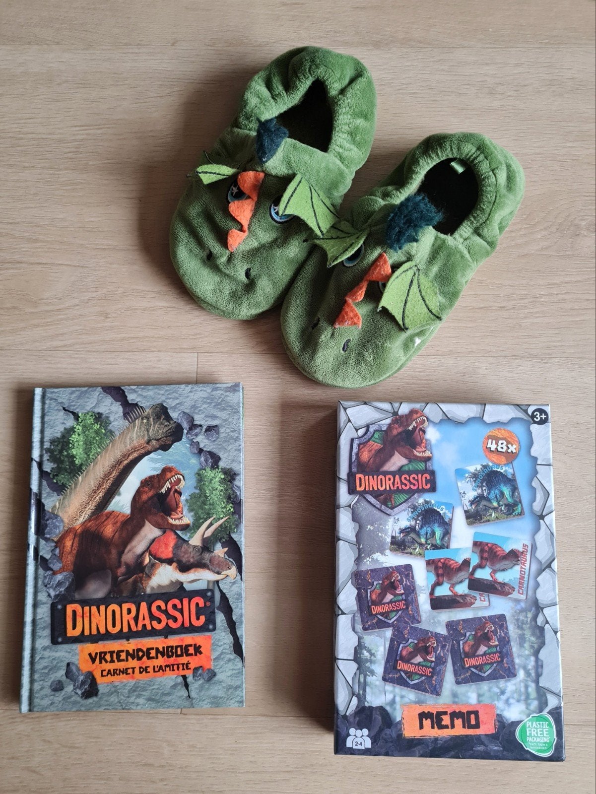 Dino pakket - Vriendenboekje - Sloffen - Memorie, Ophalen of Verzenden