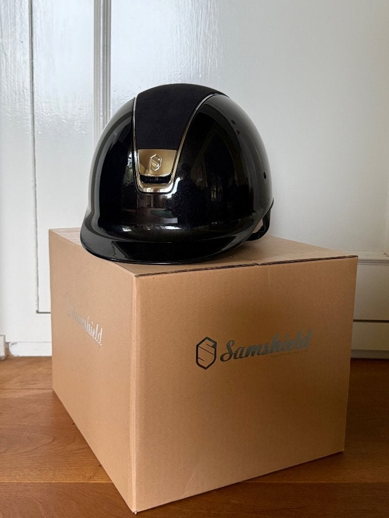 Paardrij Cap Samshield, Dieren en Toebehoren, L, Dressuur, Nieuw, Ophalen of Verzenden