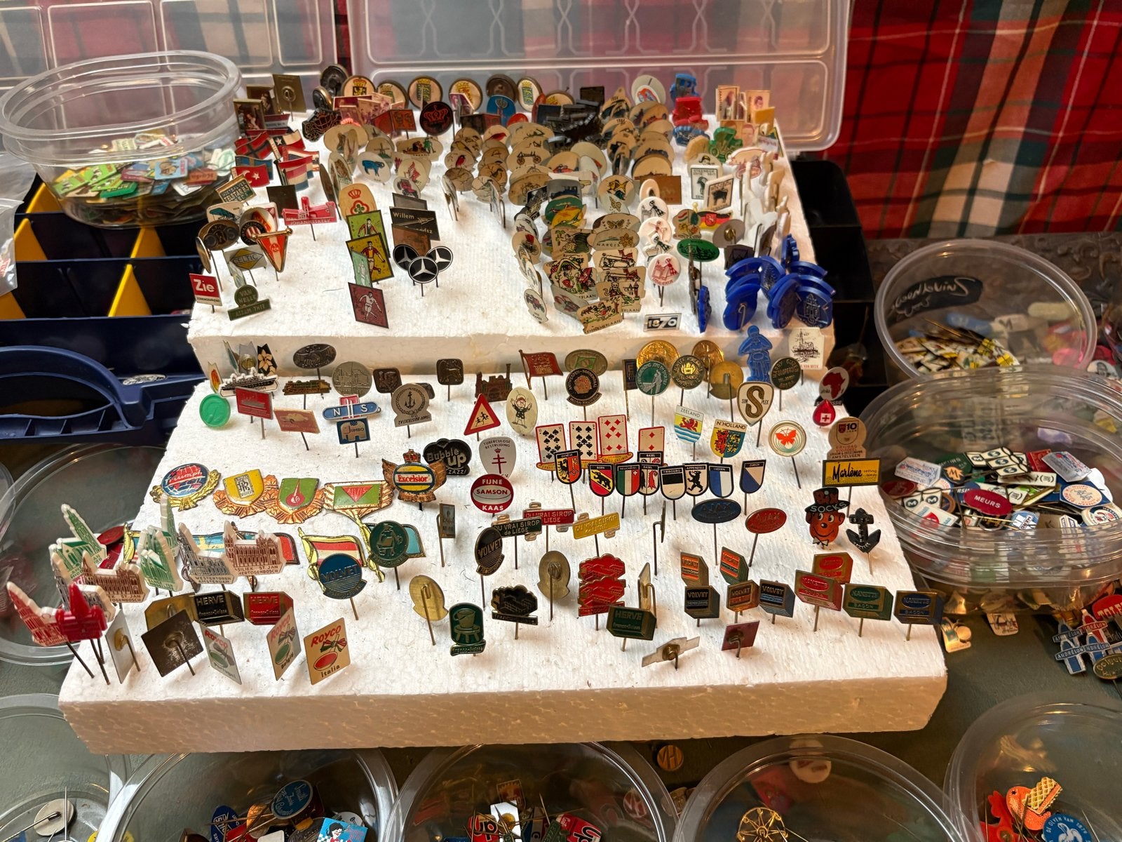 Mega Partij Oude Speldjes - Vintage Collectie, Verzamelen, Ophalen of Verzenden, Gebruikt, Merk, Speldje of Pin