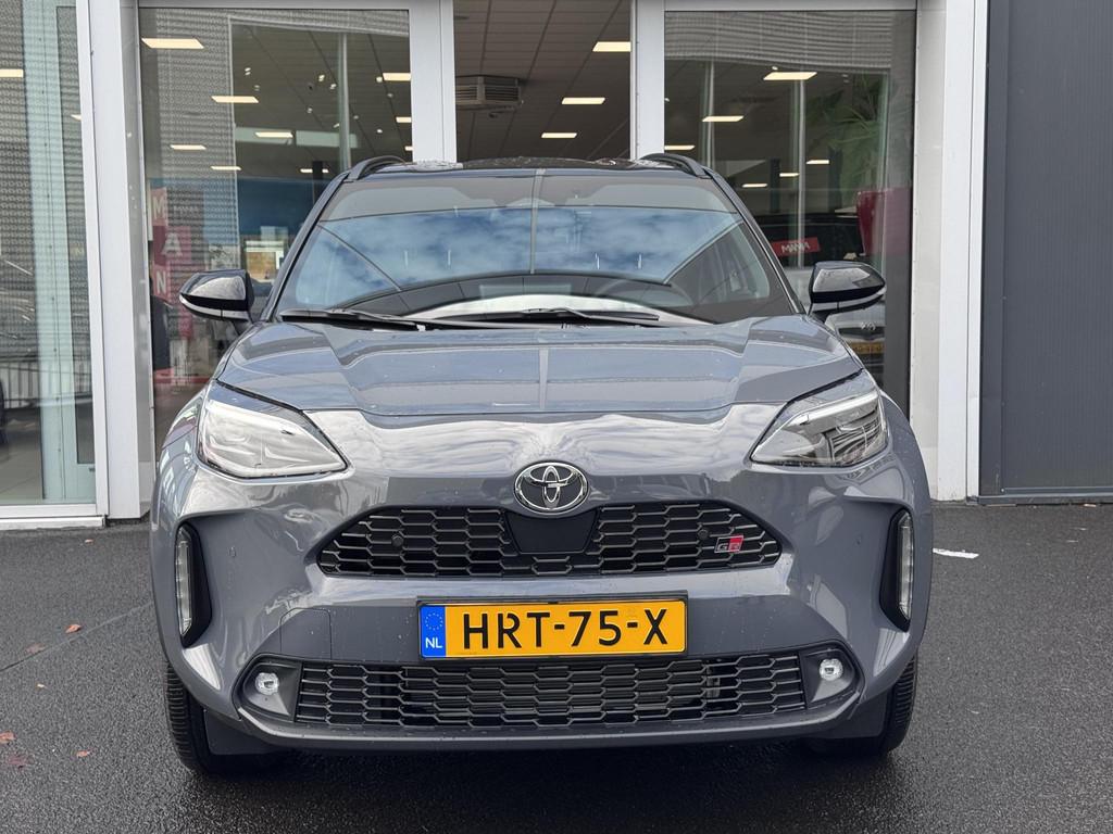 Toyota Yaris Cross 1.5 Hybrid 130 GR SPORT | Stoelverwarming, Auto's, Toyota, Hybride Elektrisch/Benzine, 3 cilinders, 550 kg