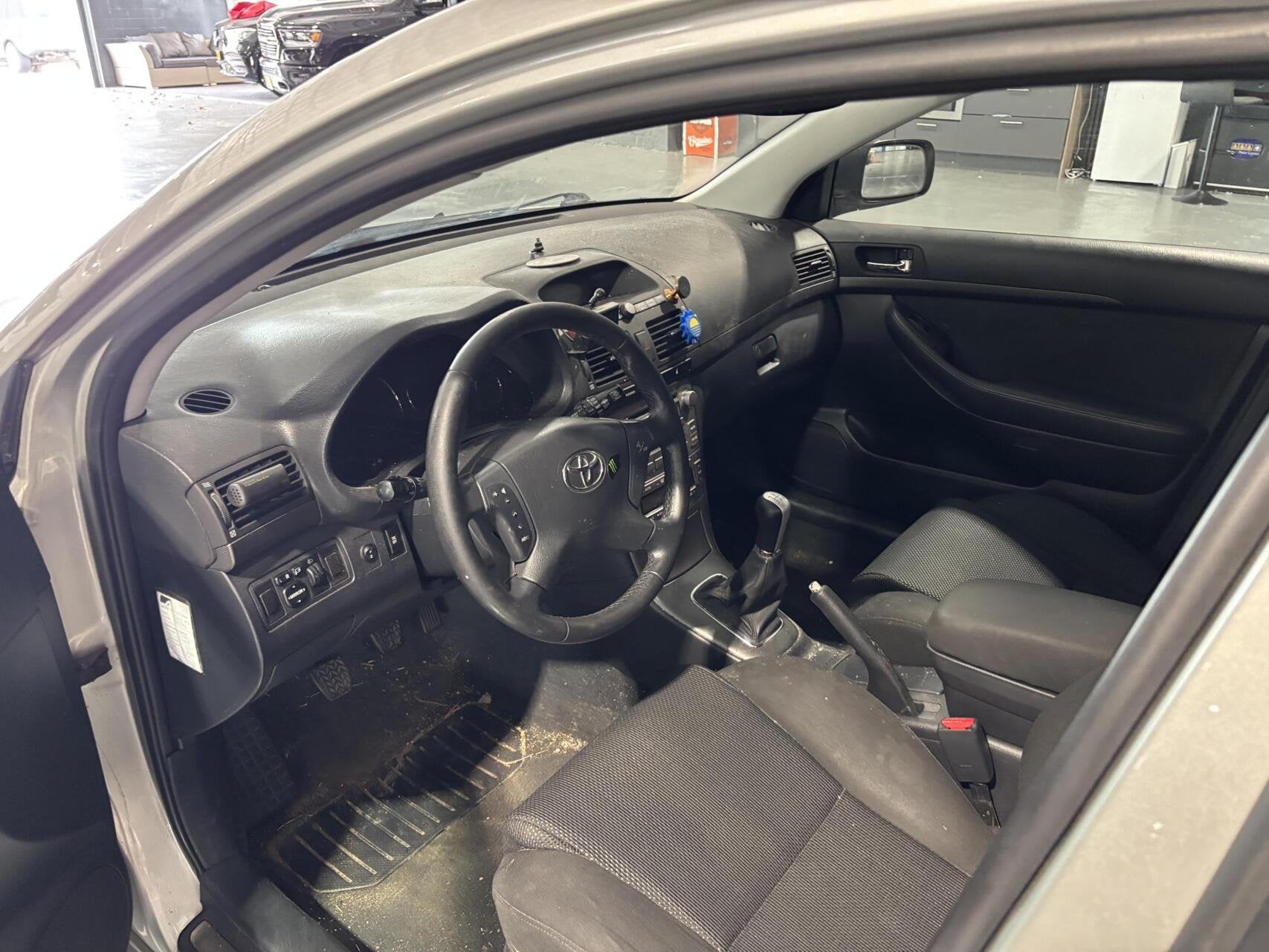 Toyota Avensis Wagon 2.0 VVTi AIRCO CRUISE TREKHAAK EL RAMEN, Auto's, Toyota, Voorwielaandrijving, Stof, 4 cilinders, Origineel Nederlands