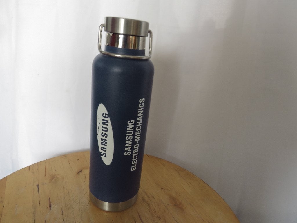 blauwe dubbelwandige vacuum rvs waterfles 700 ml 24 oz h2go, Ophalen of Verzenden, Gebruikt